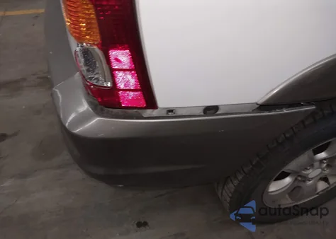 2003 Mazda Tribute Lx V6 z USA, uszkodzony, nr VIN 4F2CZ94173KM52210